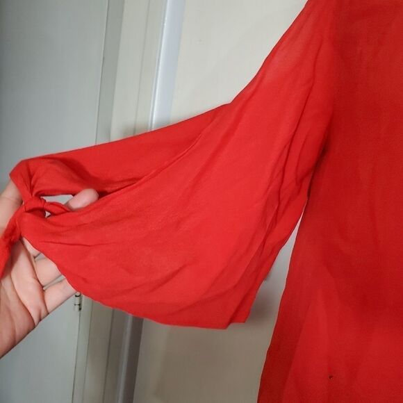 H&M blouse  - Picture 4 of 5